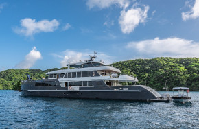 Black Pearl Explorer