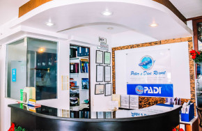 Peter's Dive Shop