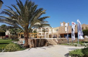 Coraya Divers Brayka Bay